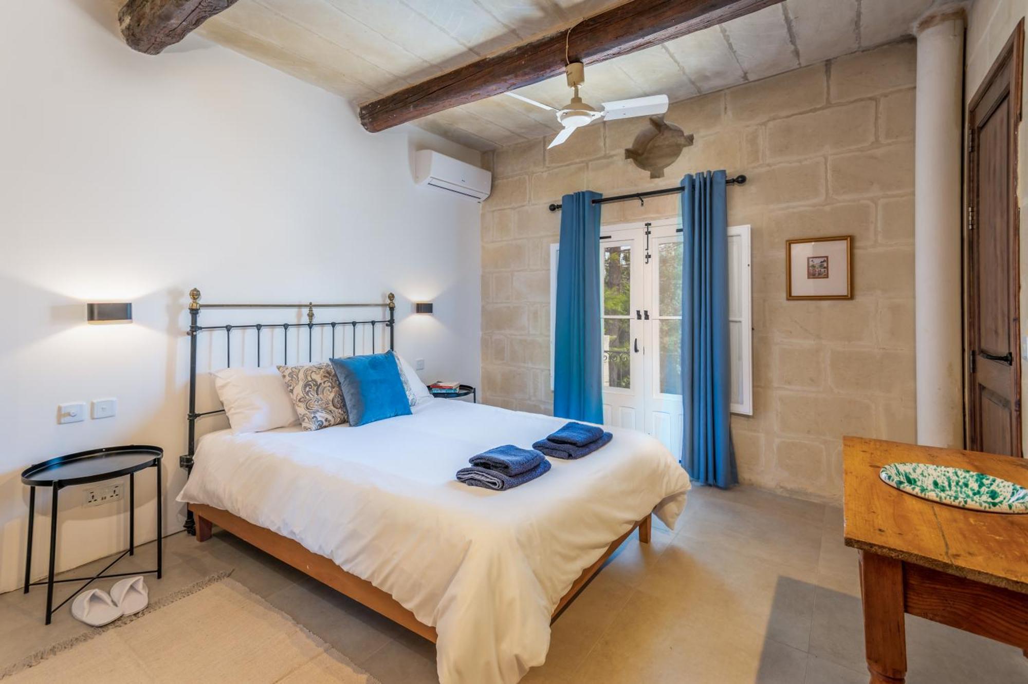 Gozo Escape *