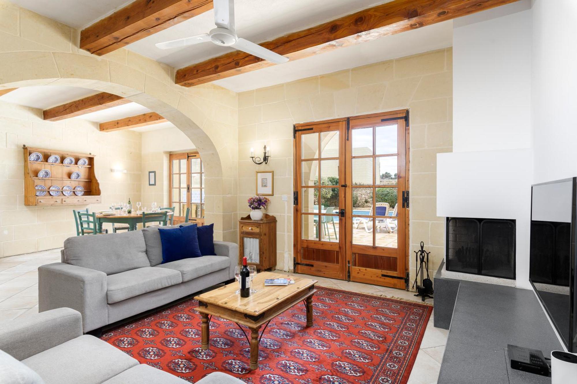 Gozo Escape Villa Għasri